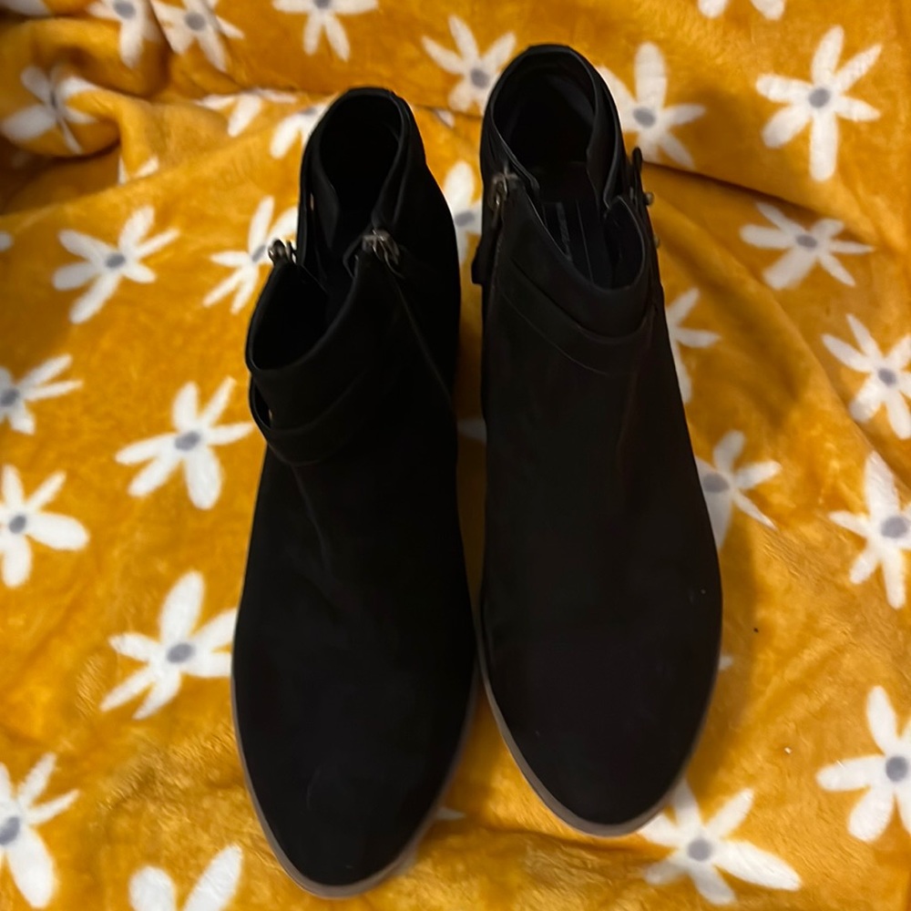 Like new only worn 1-2 times